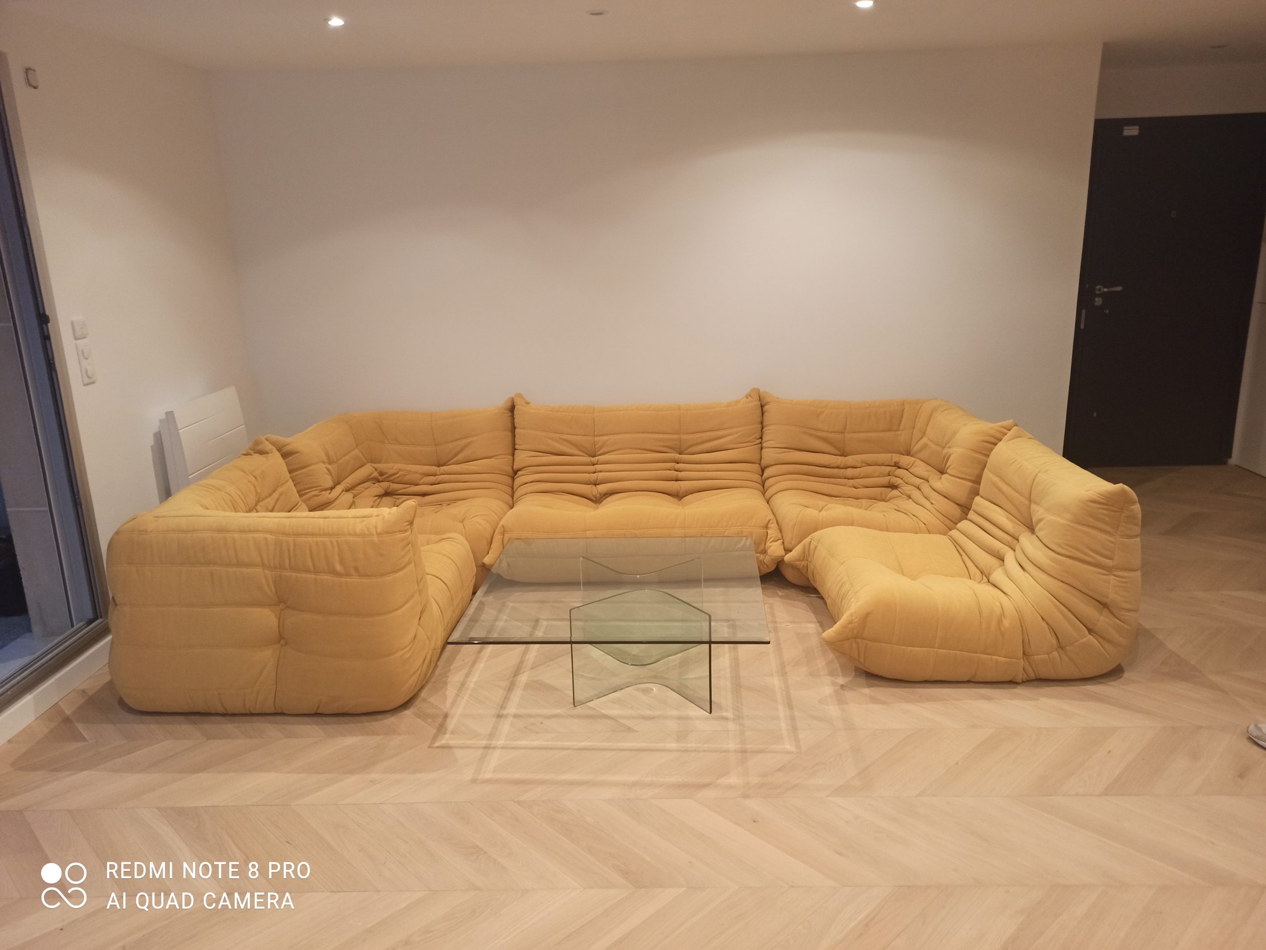 Réfection canape LIGNE ROSET TOGO tapissier paris tapissier 95 tapissier 92